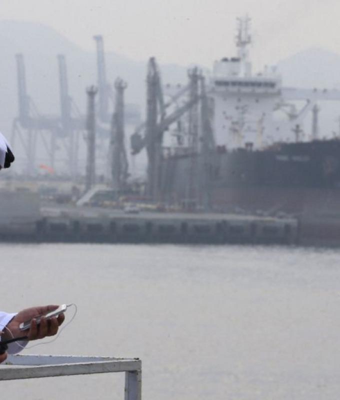 Saudi supertankers reappear in Strait of Hormuz after US-Iran deal