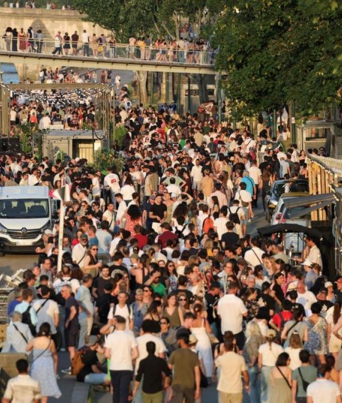 France’s street music festival collides with record heatwave, alcohol ban imposed across red‑alert zones