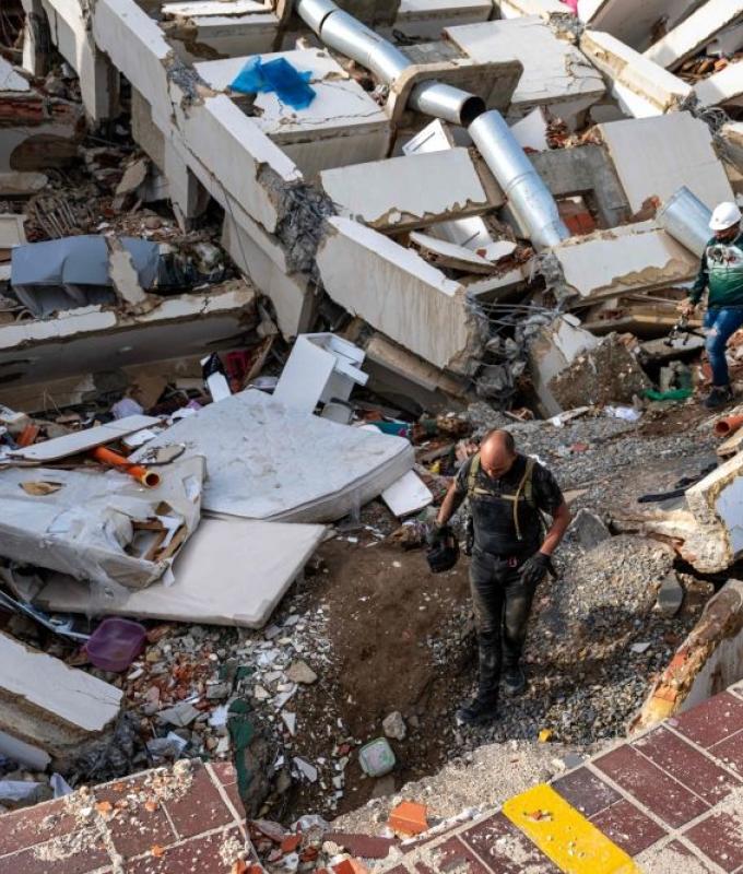 ‘No one is coming out alive’: Venezuela’s rescue phase ends as food crisis begins