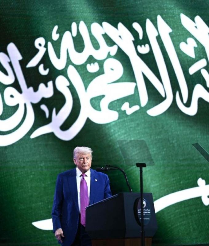 US signs nuclear deal with Saudi Arabia amid Iran tensions, sparks proliferation fears in Gulf