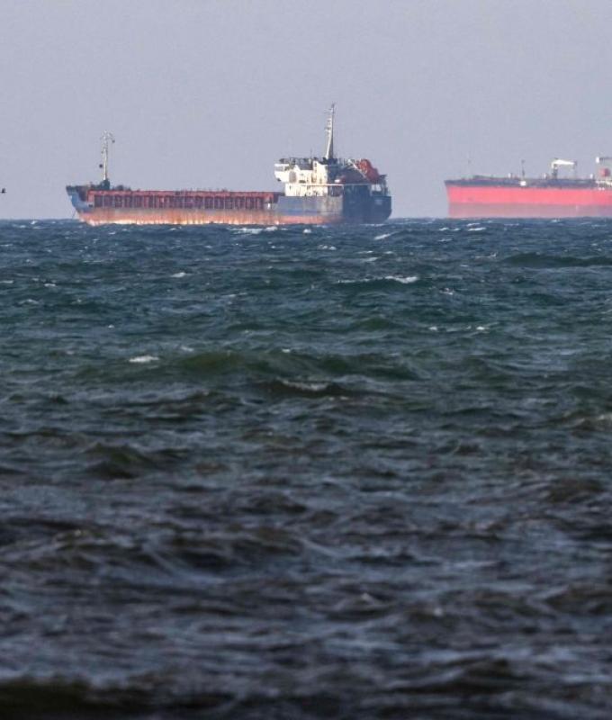 Trump extends shipping waiver, with limits, to aid energy flow