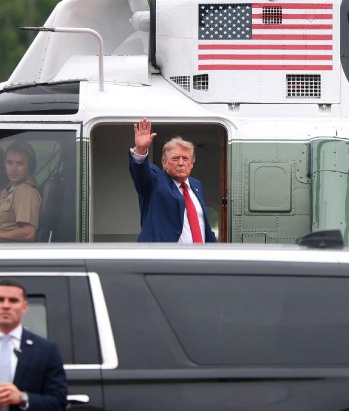 Trump reportedly smuggled off Air Force One in catering truck amid Iran missile threat