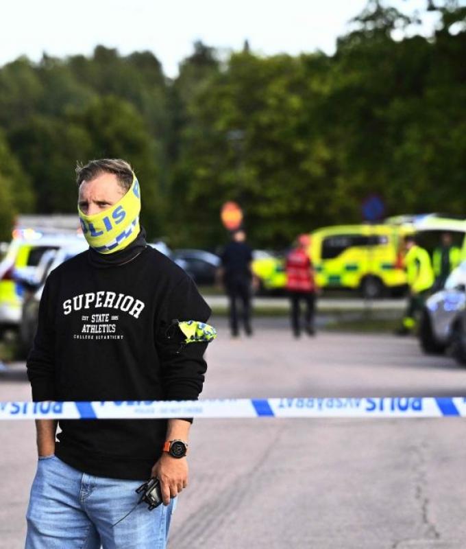 One dead, three hurt after attack at Swedish high school on first day back, 18-year-old sword-wielder under arrest