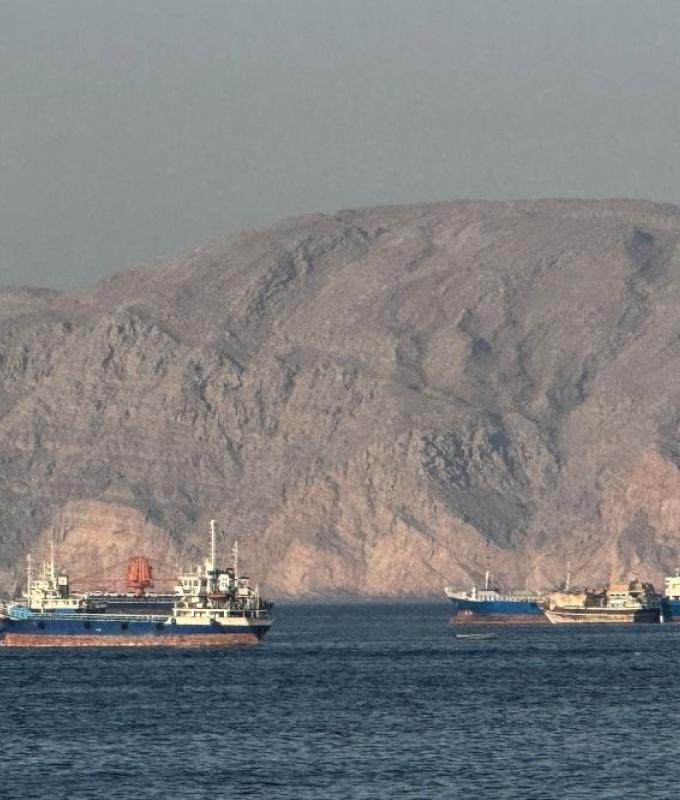 Iran Guards say agreed with Oman to share revenues from Strait of Hormuz