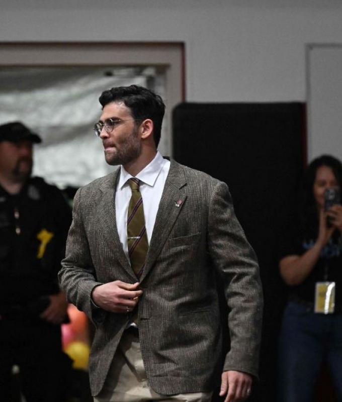 With Republicans on attack, Democrats wary of influencer Hasan Piker