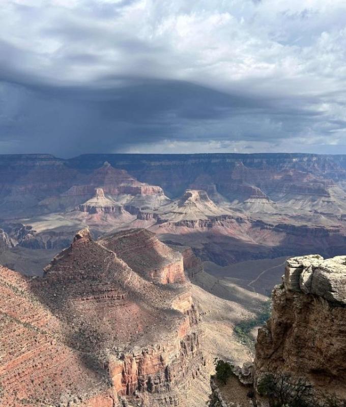 Grand Canyon faces more flash floods as crews search for 15 missing