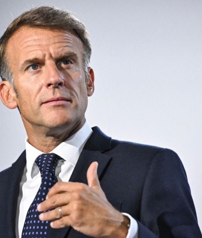 Macron asks von der Leyen for EU‑wide ban on social media access for under‑15s