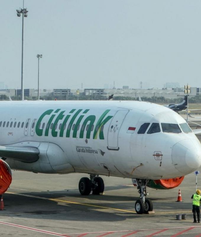 Jakarta and Java‑area airports reopen after ash shutdown that stranded more than 340,000 travellers