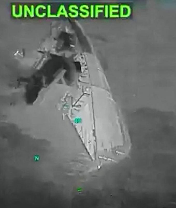 US destroys five Iranian oil tankers after repeated missile attacks on American Navy warship