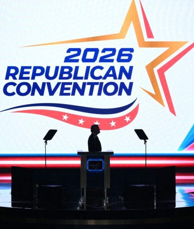 Republicans put Trump at centre of US midterm election gamble