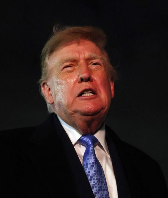 US ambassador to Fox News: Trump offered to sell arms to China