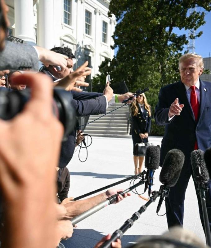 US judge blocks Trump’s ban, restores White House access for CNN, MS Now, Politico