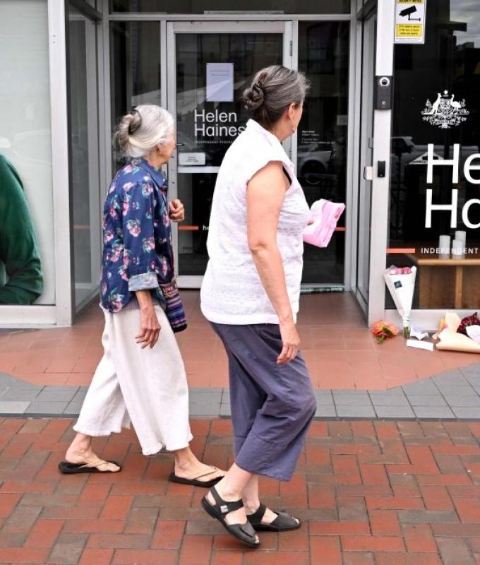 Australian MP Helen Haines loses leg in deliberate car attack outside office, Albanese condemns violence