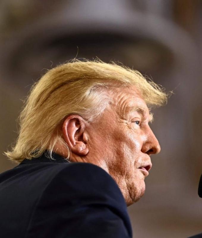 Trump refuses to get involved as Bolsonaro claims Brazil presidency from US exile