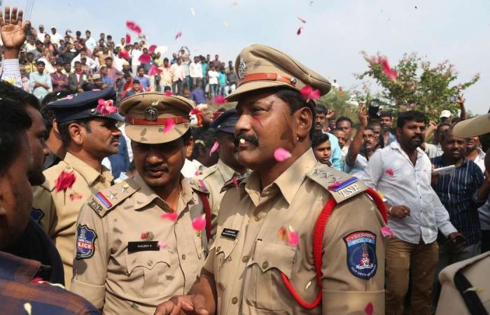 Indian police shoot dead four suspects in Hyderabad rape-murder case