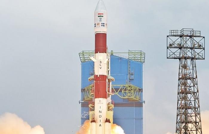 India News - India to launch spy satellite in December