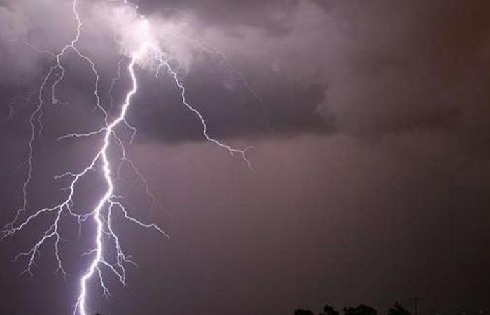 India News - India issues thunderstorm warning for Tamil Nadu, Puducherry