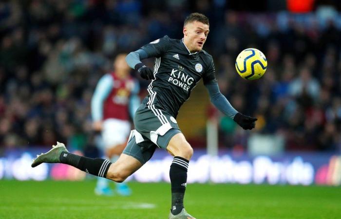 Vardy hits double in Leicester’s 8th straight victory