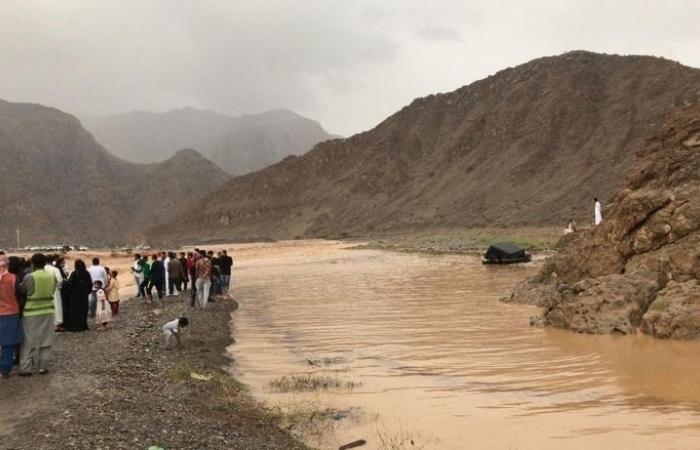 Ras Al Khaimah - Landslides after heavy rain in UAE blamed on higher level roads