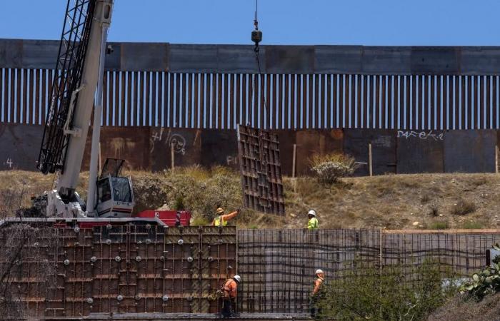 Texas judge halts some US military spending on Mexico border wall