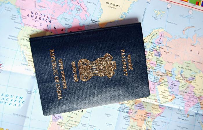 Bollywood News - Famous Bollywood actor applies for Indian passport