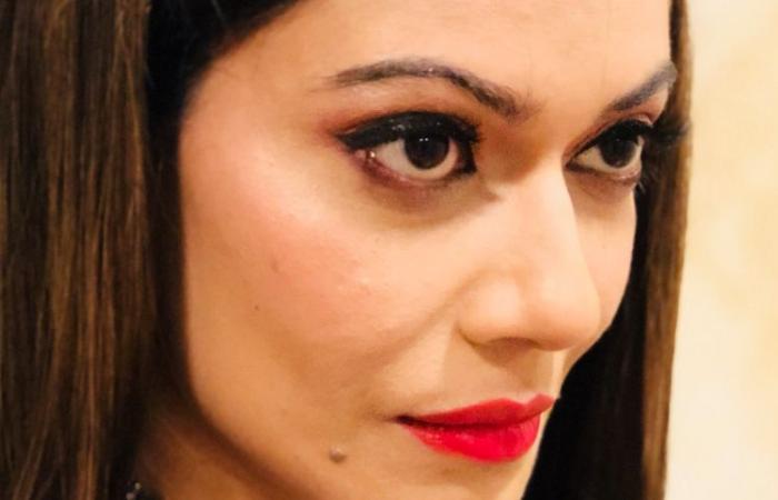 India News - Bollywood actress Payal Rohatgi arrested over social media video