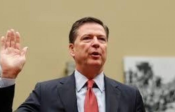Comey admits 'real sloppiness' in FBI Russia warrant request