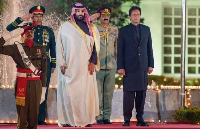Pakistan's Khan cancels trip to Malaysia following 'Saudi pressure'