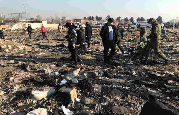Grief and mourning after Iran plane crash kills 176