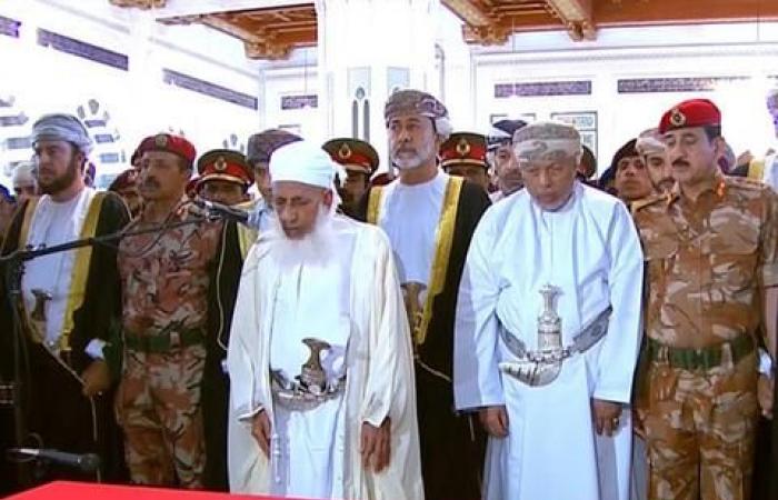 Omanis in shock as they mourn death of Sultan Qaboos