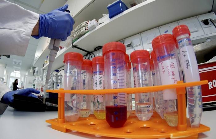 China developing novel coronavirus vaccine, patients given anti-HIV drugs