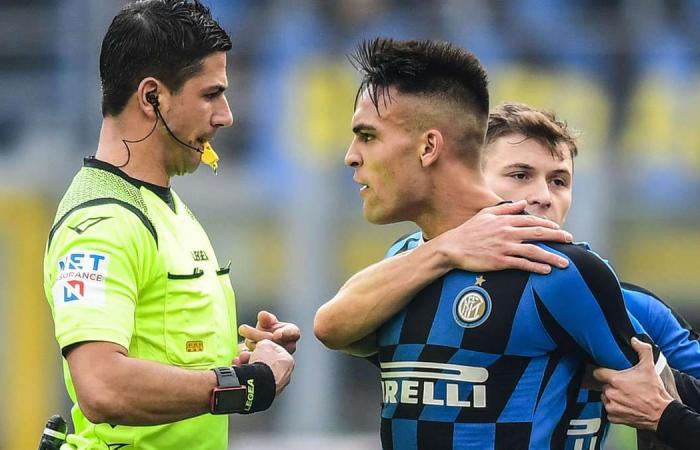 Radja Nainggolan comes back to haunt Inter Milan as Lautaro Martinez sees red against Cagliari