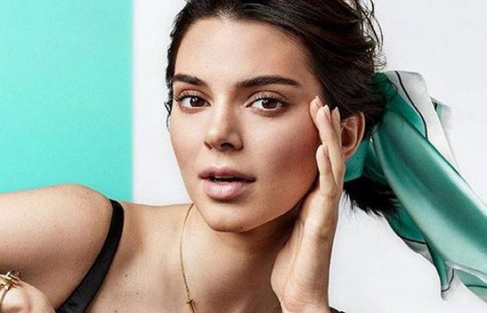 KUWTK: Kendall Jenner launching cosmetics range with Kylie Jenner