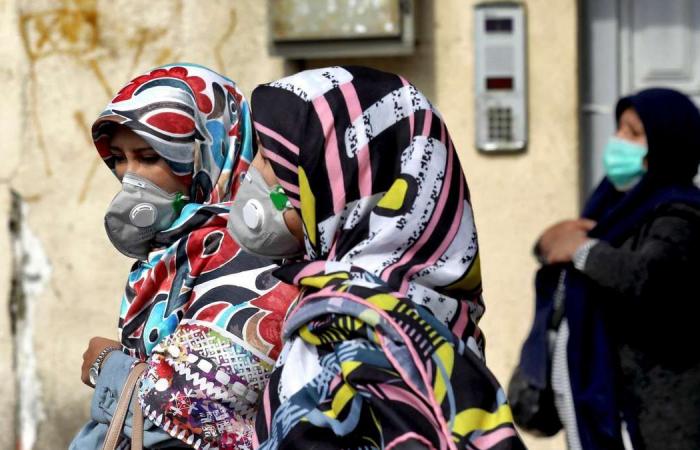 Seven countries close borders with Iran over coronavirus outbreak