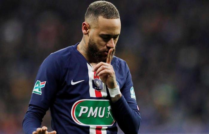 Coronavirus: Ligue 1 match between Strasbourg and Neymar's PSG postponed