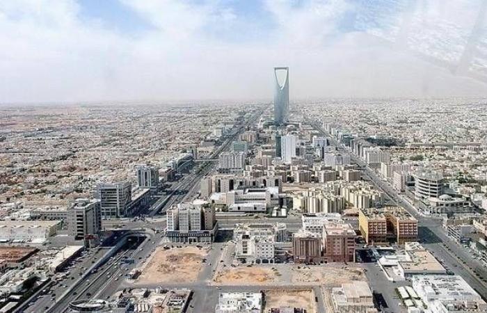 Saudi Arabia suspends events in wedding halls, rest houses and hotels