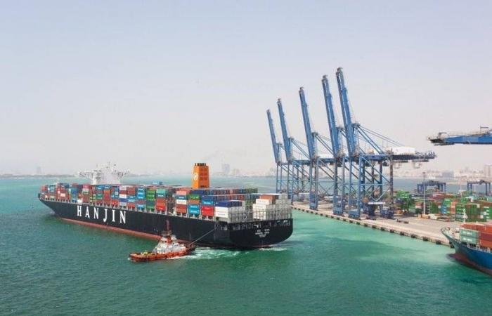 Saudi Arabia suspends shipping services with 50 countries