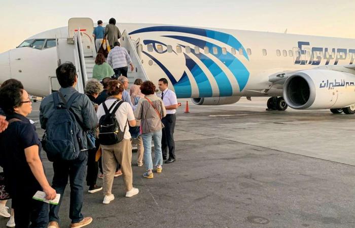 Egypt to halt flights Thursday in bid to contain coronavirus spread