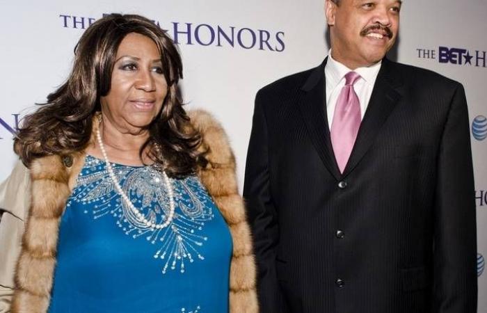Bollywood News - Aretha Franklin's partner dies from Covid-19