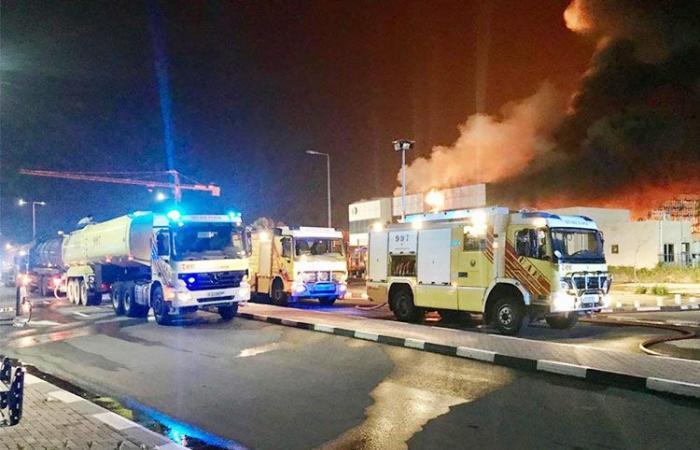 Dubai Civil Defence put out fire at Jebel Ali petroleum warehouse