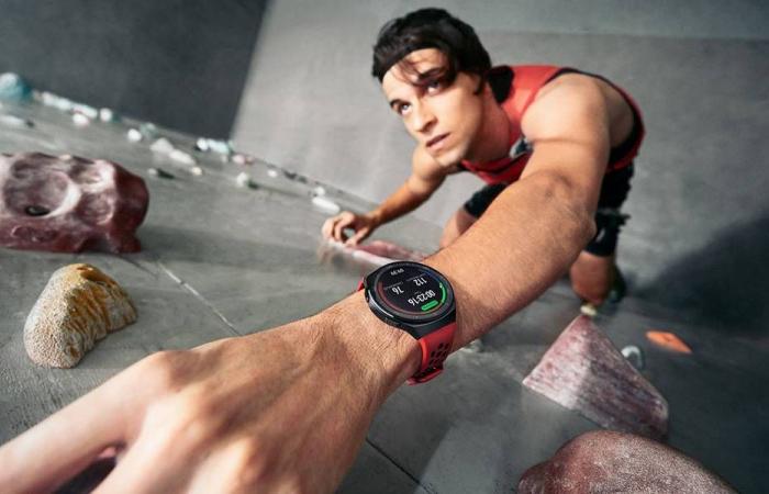The HUAWEI WATCH GT 2e with 2 weeks battery life and cool health features is your ideal stay fit and stay home companion