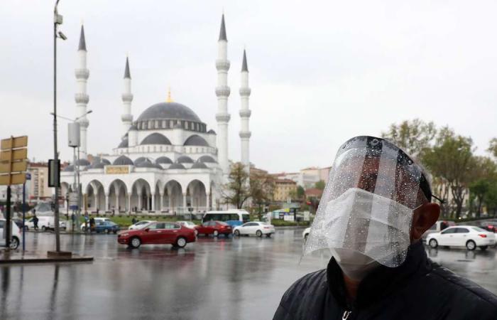 Coronavirus: Turkey accused of neglecting Kurds in outbreak response