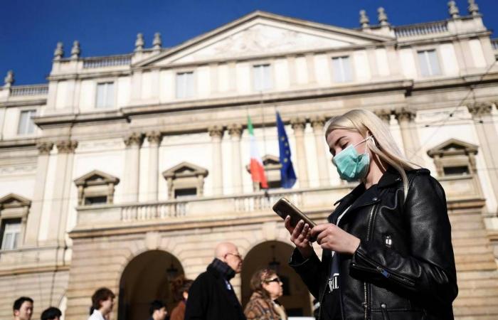 EU urges travel ban to be extended to stop coronavirus spread