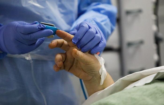 UAE Health Ministry reports 822 new coronavirus cases, three deaths
