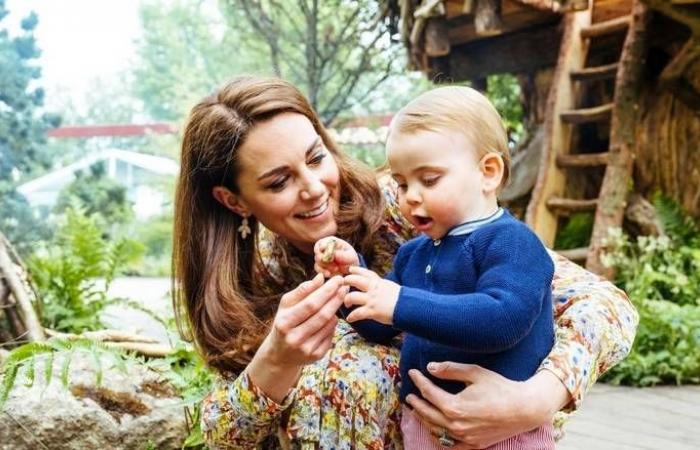 Bollywood News - Kate Middleton gives kids...