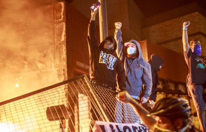 Minneapolis braces for more riots, arson following police killing of Afro-American George Floyd