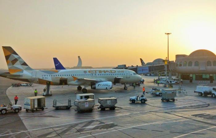 Emirates and Etihad ready to resume transit flights