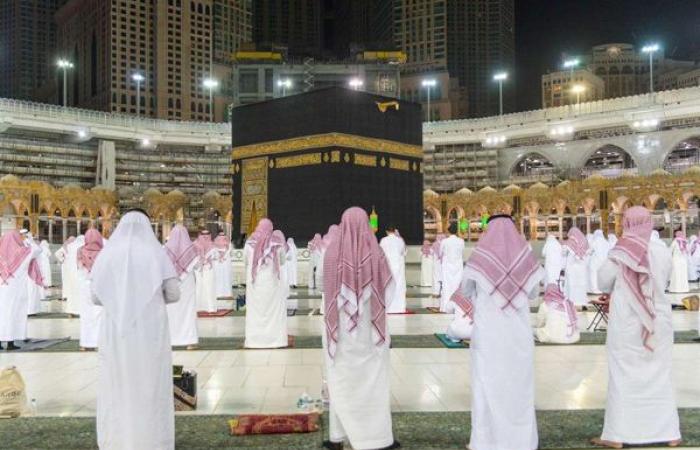 Saudi authorities yet to announce hajj plans as they weigh coronavirus risks