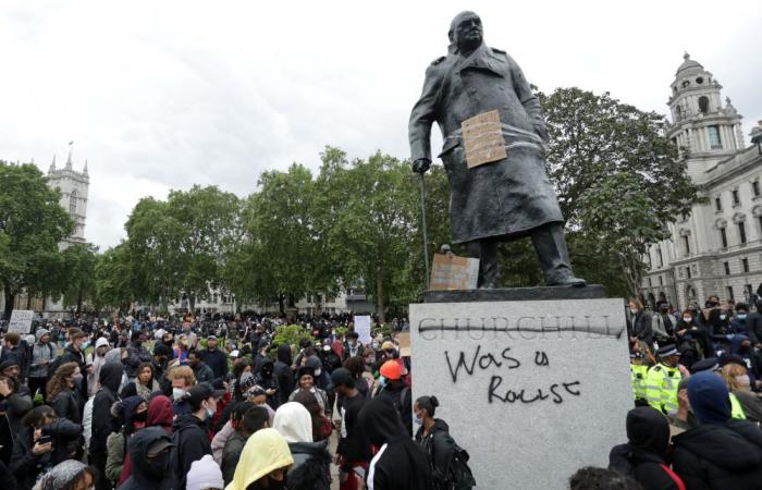 Google to ‘explore’ why Churchill photo missing from search list