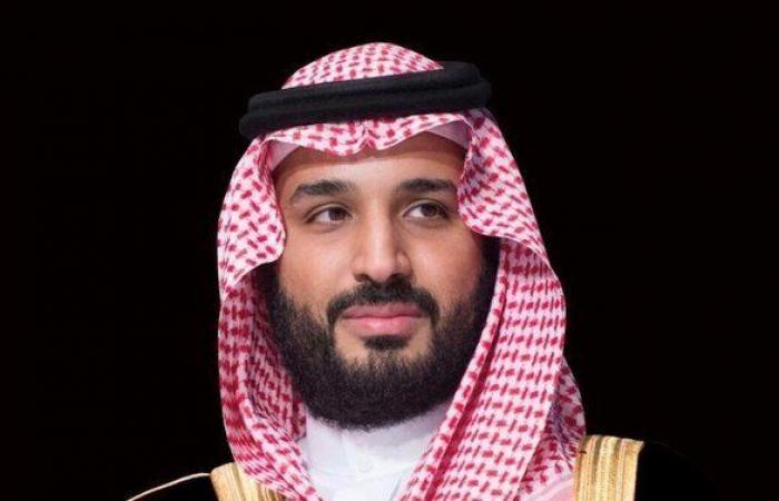 Crown Prince Mohammed bin Salman discusses international developments with Emmanuel Macron